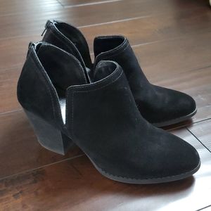 Fergie Carmin Ankle Boot in Black